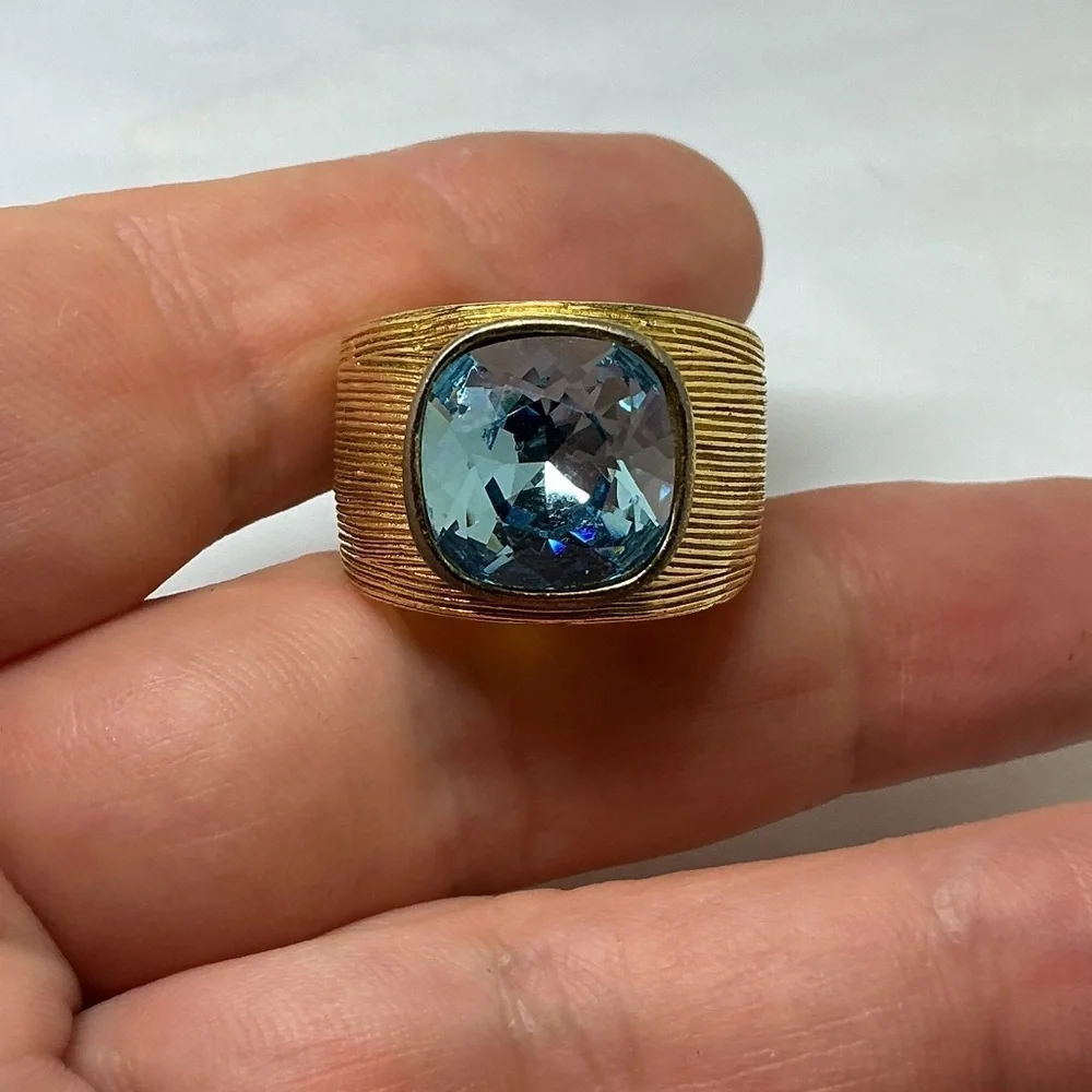 Designer Signed WIA Gold Tone Blue Crystal Wide Band Ring Size 8